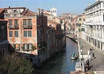 3749 Pontechiodo Bed & Breakfast 3*