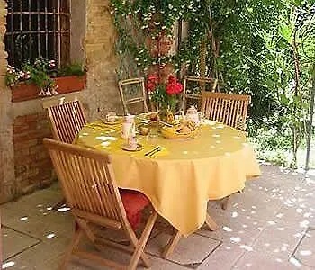 3749 Pontechiodo 3* البندقية