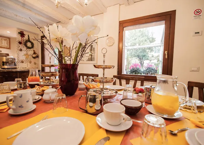 3749 Pontechiodo 3* Velence