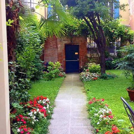 3749 Pontechiodo 3* Venetië