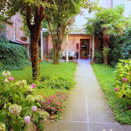 3749 Pontechiodo Bed & Breakfast 3*