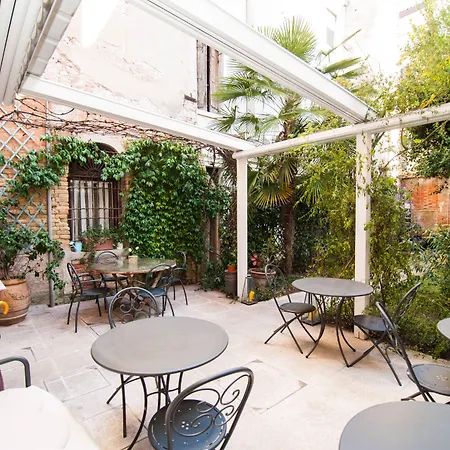 3749 Pontechiodo Bed & Breakfast 3*