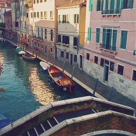 Bed & Breakfast 3749 Pontechiodo Venice