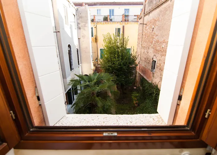 3749 Pontechiodo Venecia