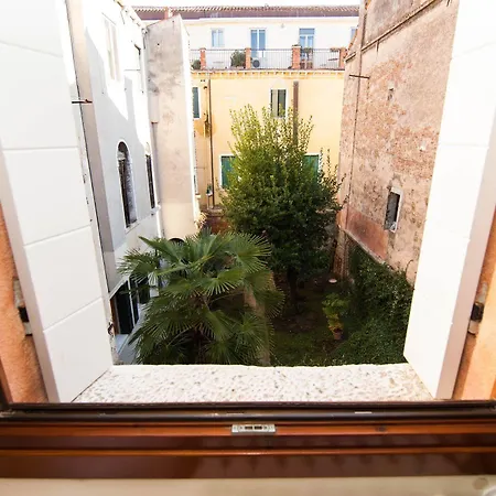 3749 Pontechiodo Bed & Breakfast Venedig