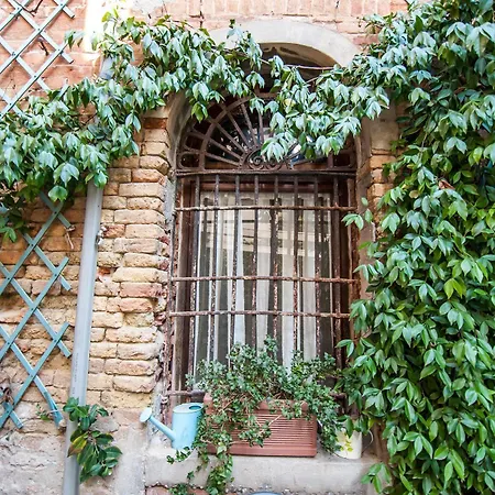 Bed & Breakfast 3749 Pontechiodo 3*